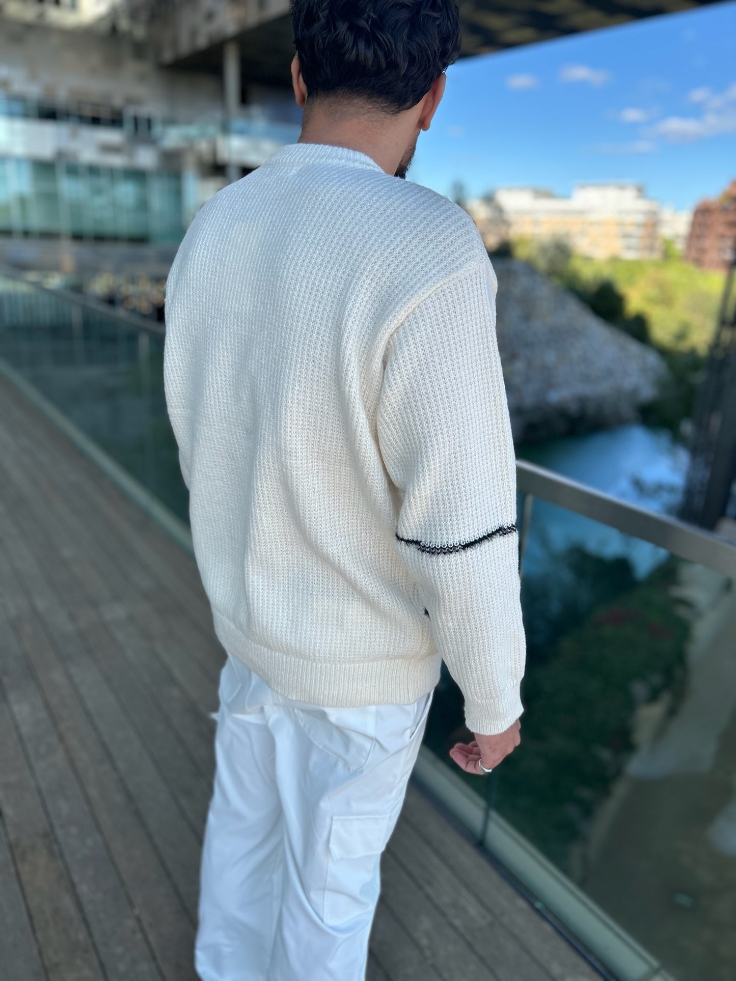PULL NERA BLANC